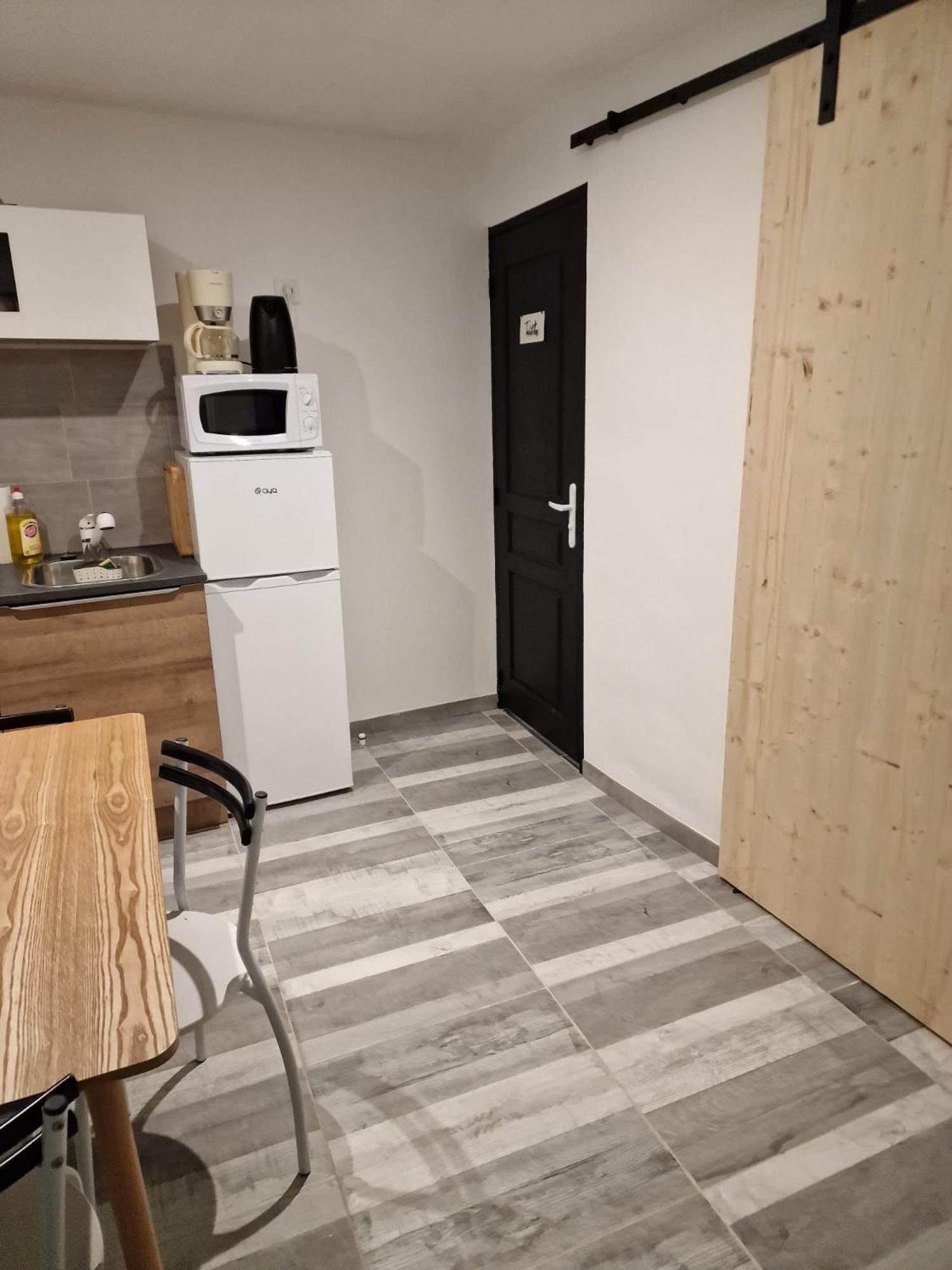 Comme A La Maison Gannat Exteriér fotografie